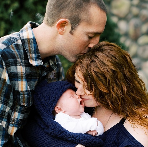 Meet your Posher, Amanda - Picture 1 of 1